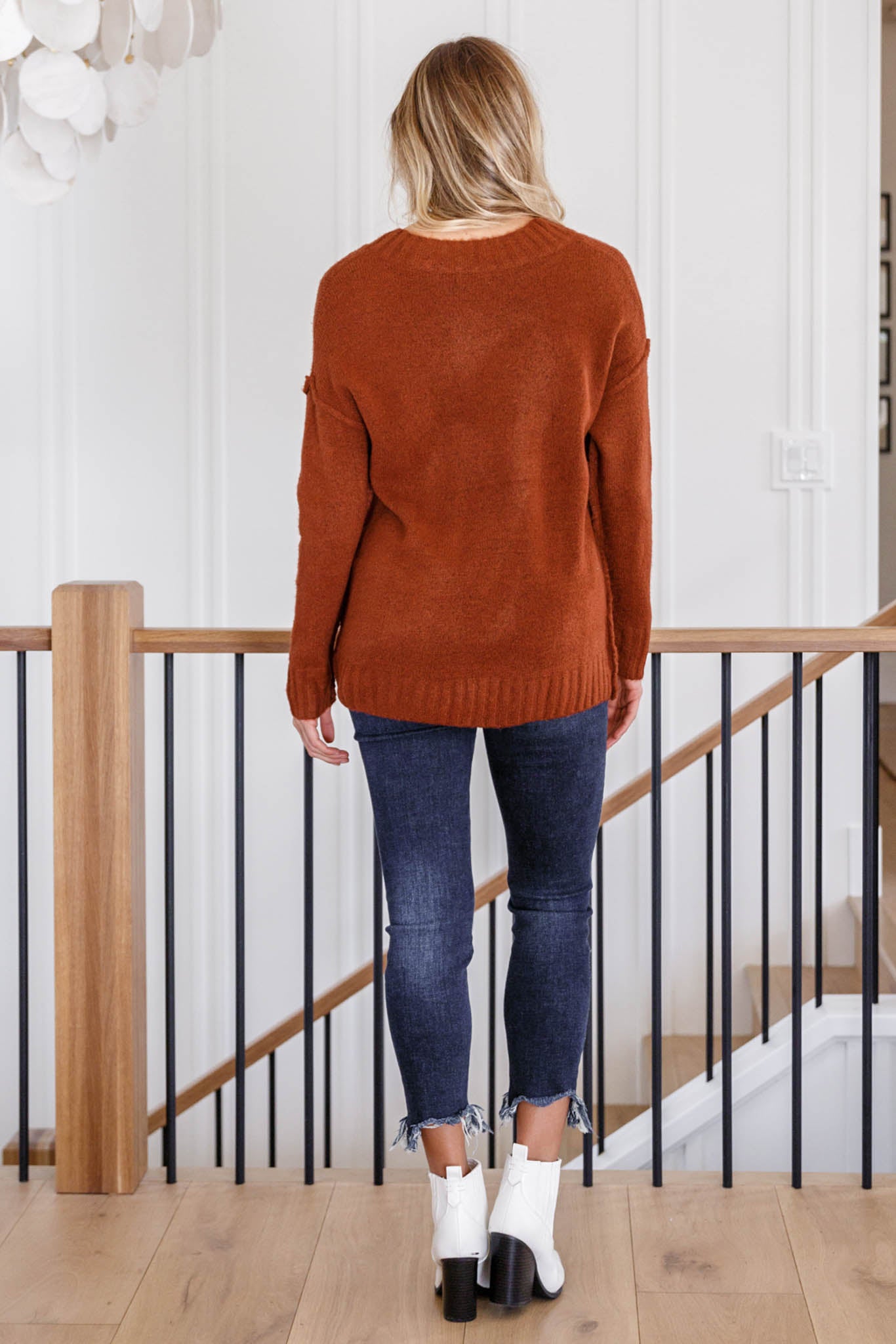 Middleton V-Neck Sweater in Rust