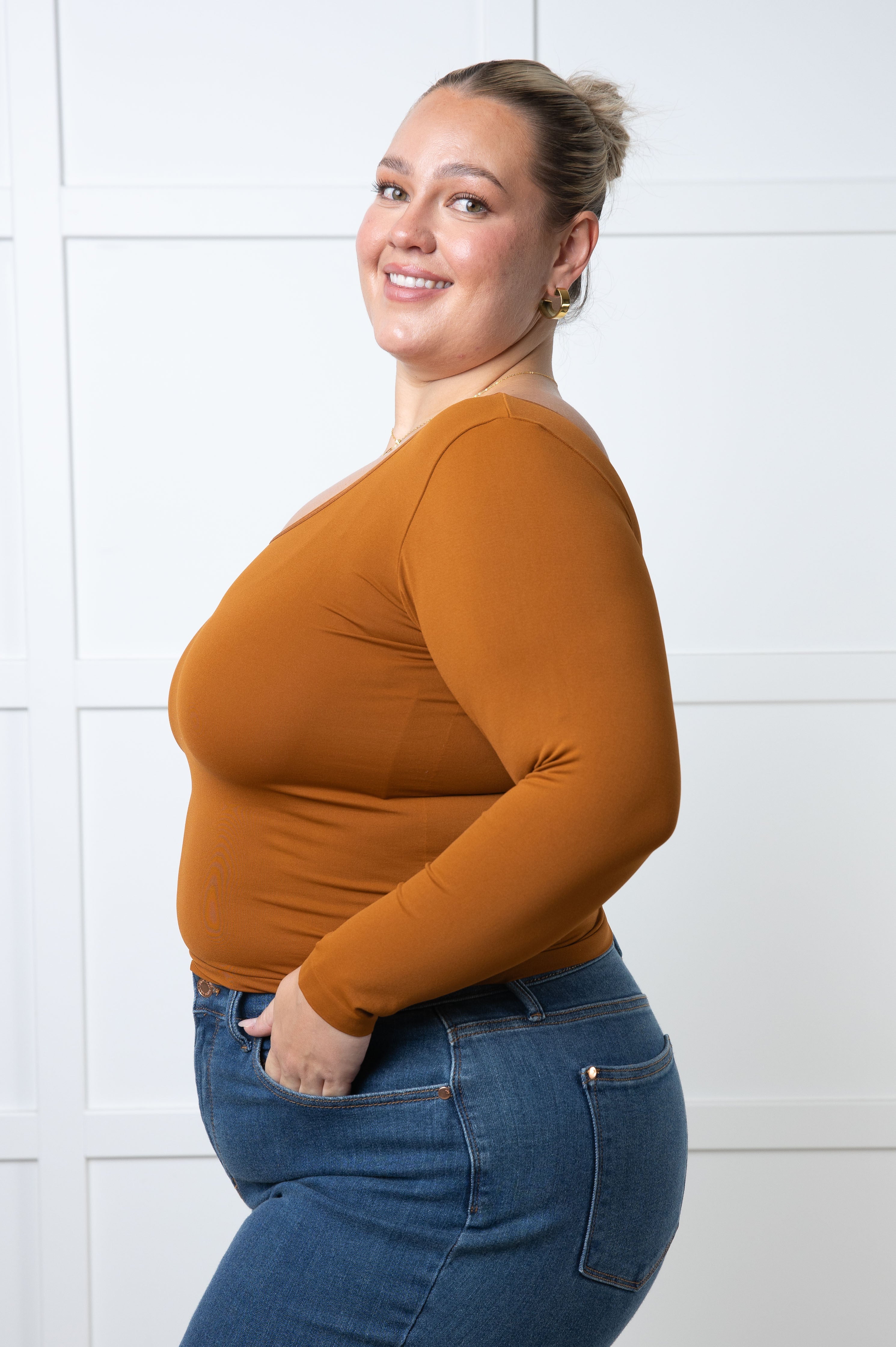 Essential Seamless Reversible Long Sleeve Top in Caramel