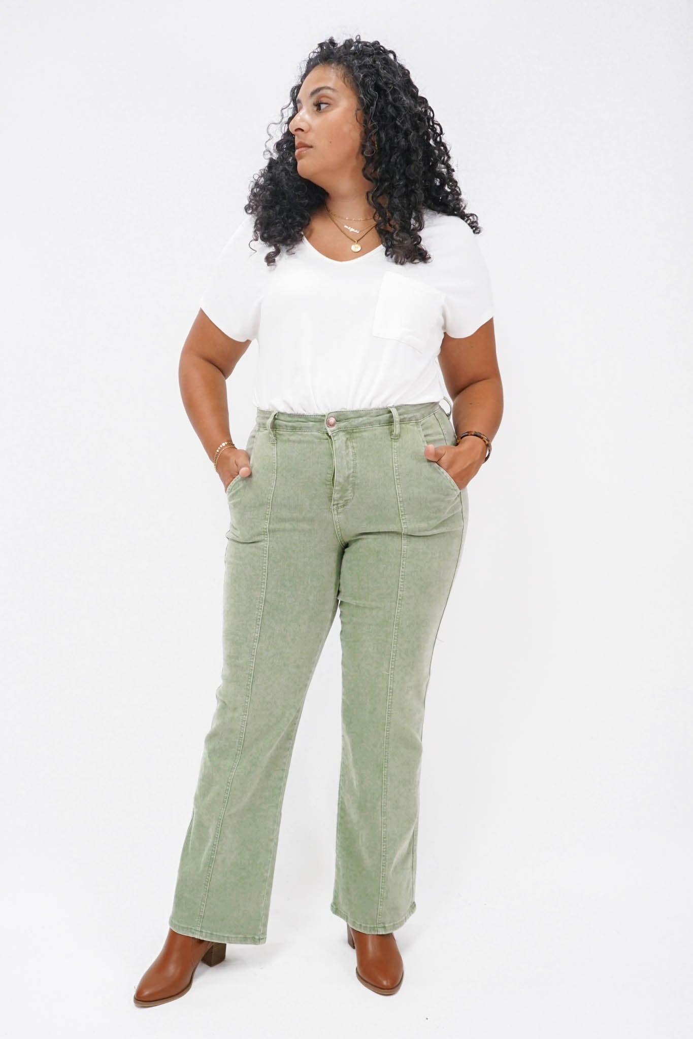 Freeport High Rise Front Seam Straight Jeans in Sage