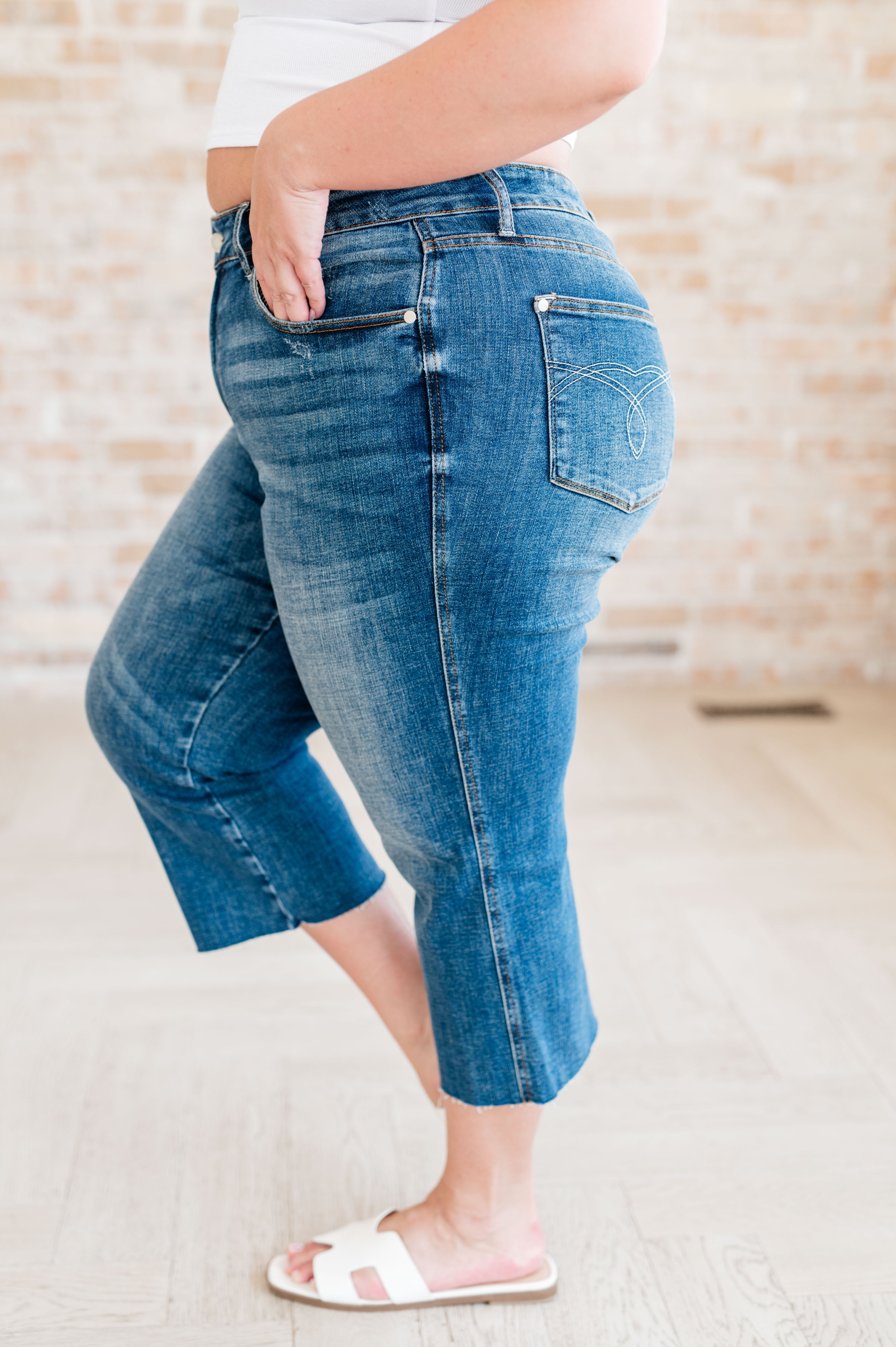 Omaha High Rise Wide Leg Crop Jeans