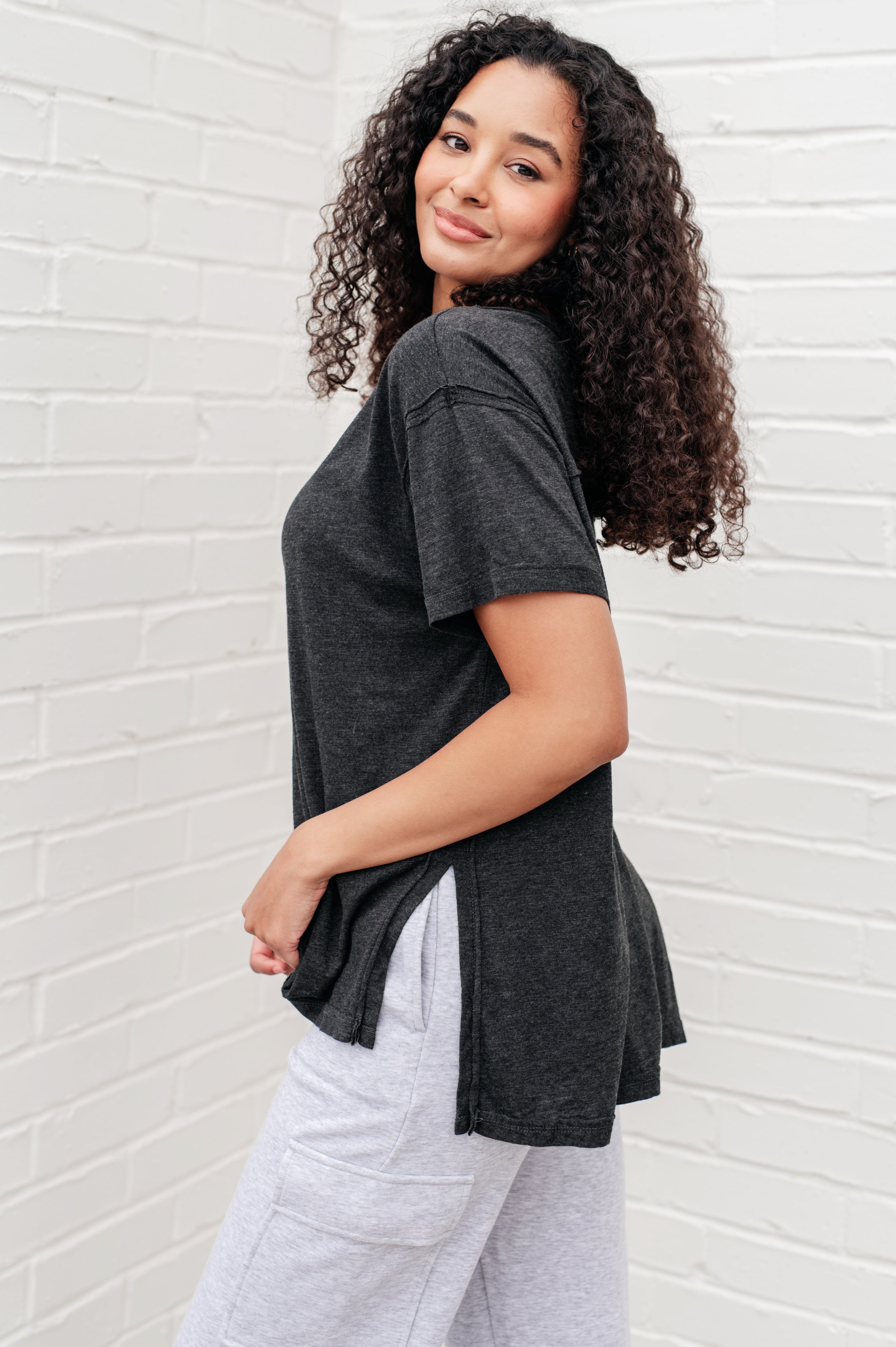 Effortless Relaxed Tee in Black