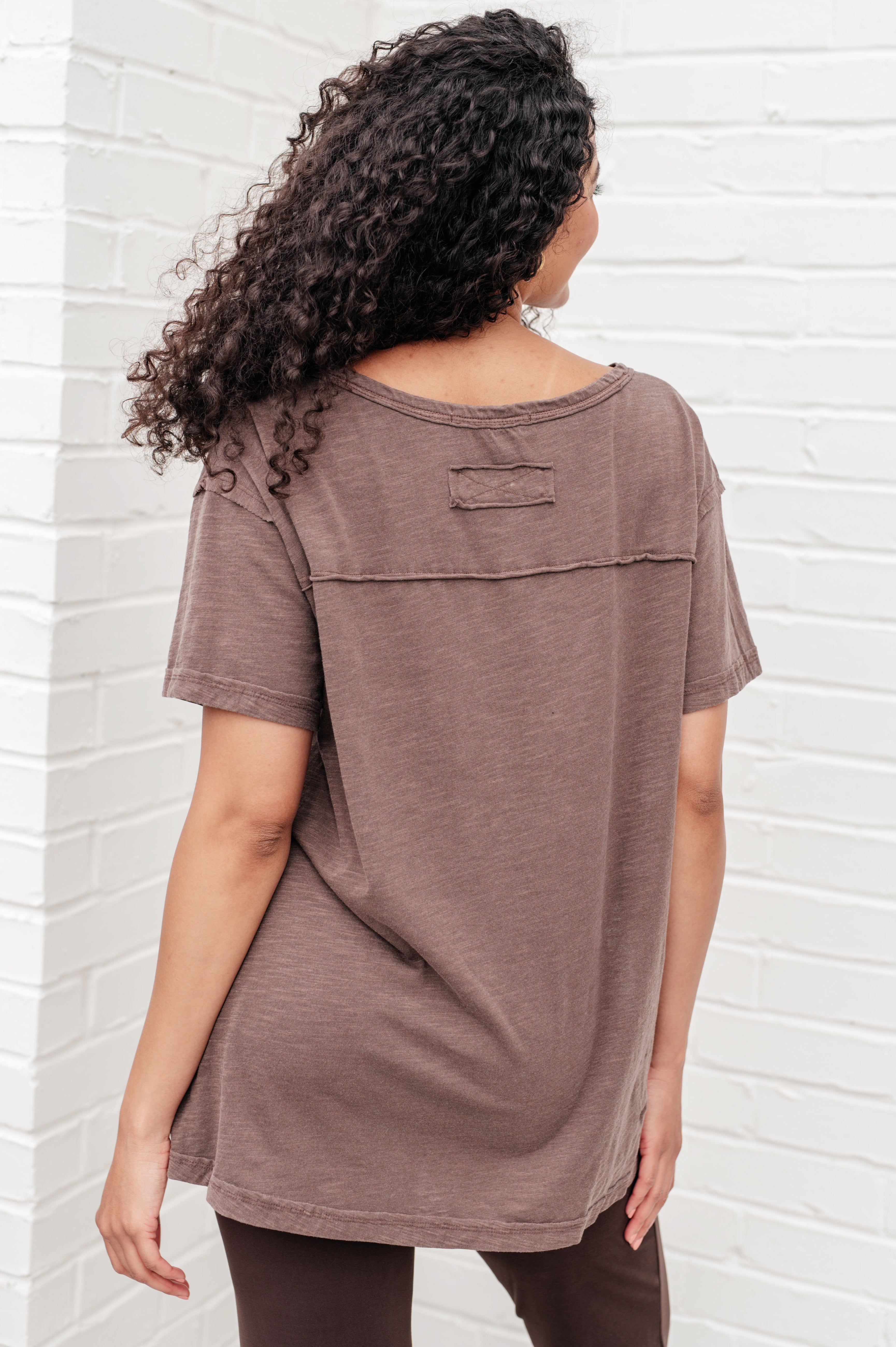 Effortless Relaxed Tee in Brown