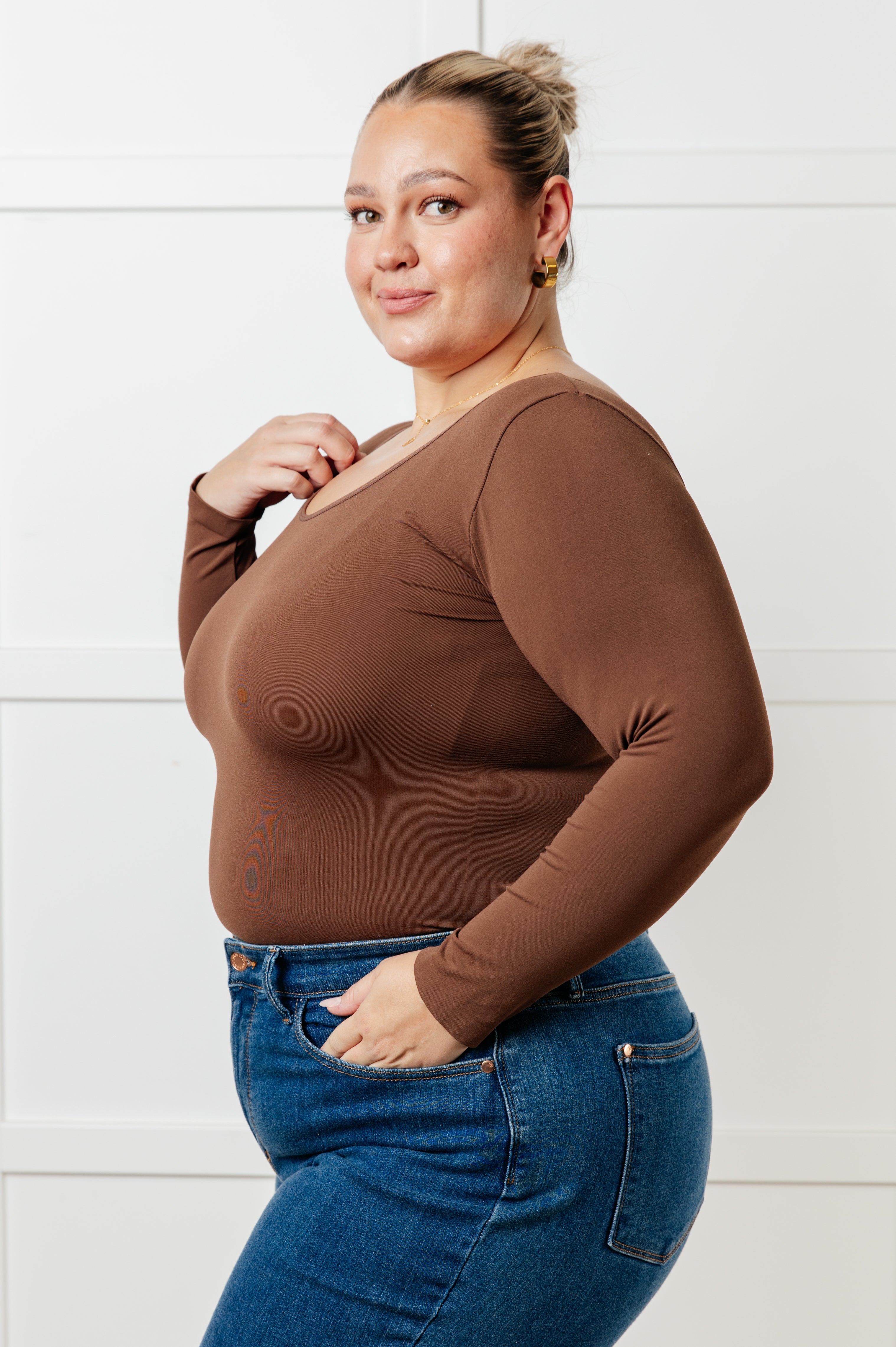 Essential Seamless Reversible Long Sleeve Top in Coffee