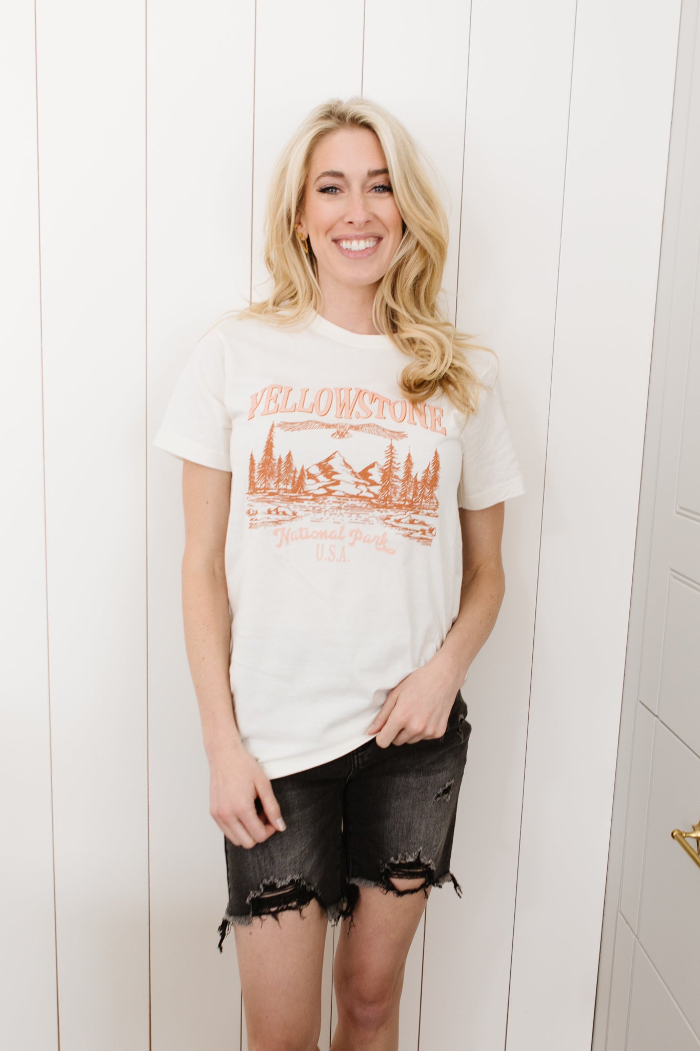 Yellowstone National Park Graphic Tee in Natural