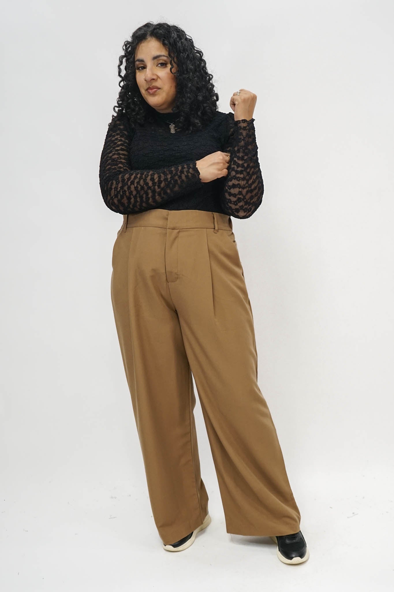 Amos High-Waisted Trousers in Brandy